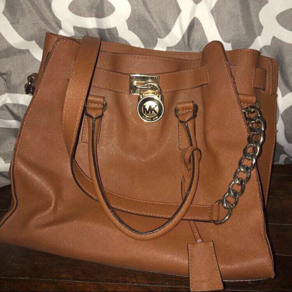 Michael Kors satchel/bag